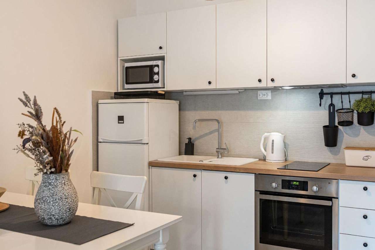 Apartments Juraj Петрчане Экстерьер фото